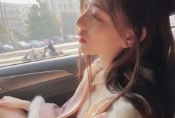 吃瓜女网红图片高清头像,揭秘吃瓜女网红高清头像背后的魅力