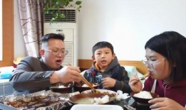 腌菜夫妇邻居爆料视频大全,揭秘邻里间的温馨故事与生活点滴