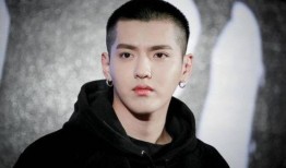 圈内爆料肖战和吴亦凡,揭秘娱乐圈的神秘纠葛